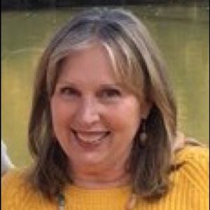 Meet your Posher, Carolyn